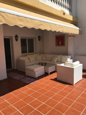 Hacienda Nagueles 1, 2 Bed 2 Bath, Large Terrace 400M From Beach 마르베야 외부 사진