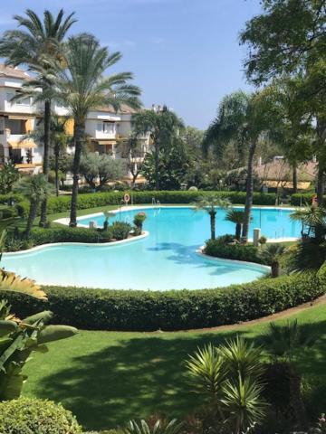 Hacienda Nagueles 1, 2 Bed 2 Bath, Large Terrace 400M From Beach 마르베야 외부 사진