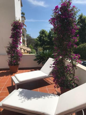 Hacienda Nagueles 1, 2 Bed 2 Bath, Large Terrace 400M From Beach 마르베야 외부 사진