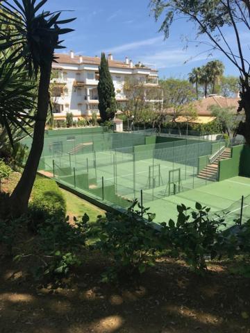 Hacienda Nagueles 1, 2 Bed 2 Bath, Large Terrace 400M From Beach 마르베야 외부 사진